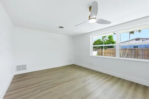 761 S Venice Boulevard Venice FL 34293