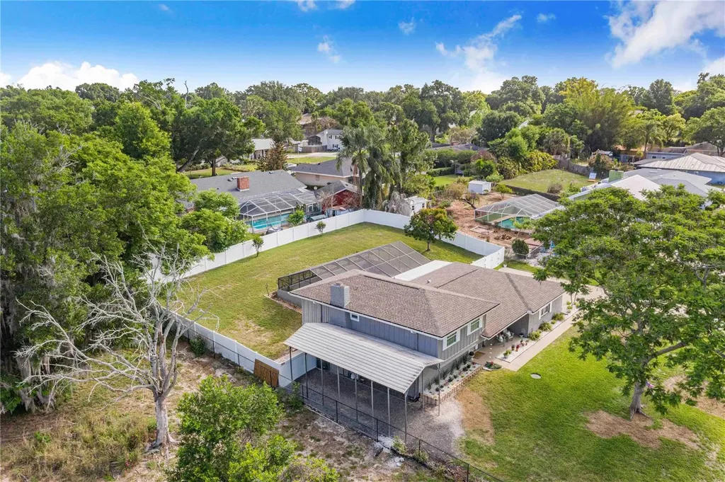 20 Brevard Drive SE Winter Haven FL 33884