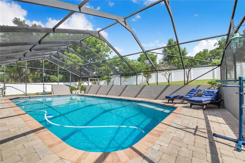 20 Brevard Drive SE Winter Haven FL 33884