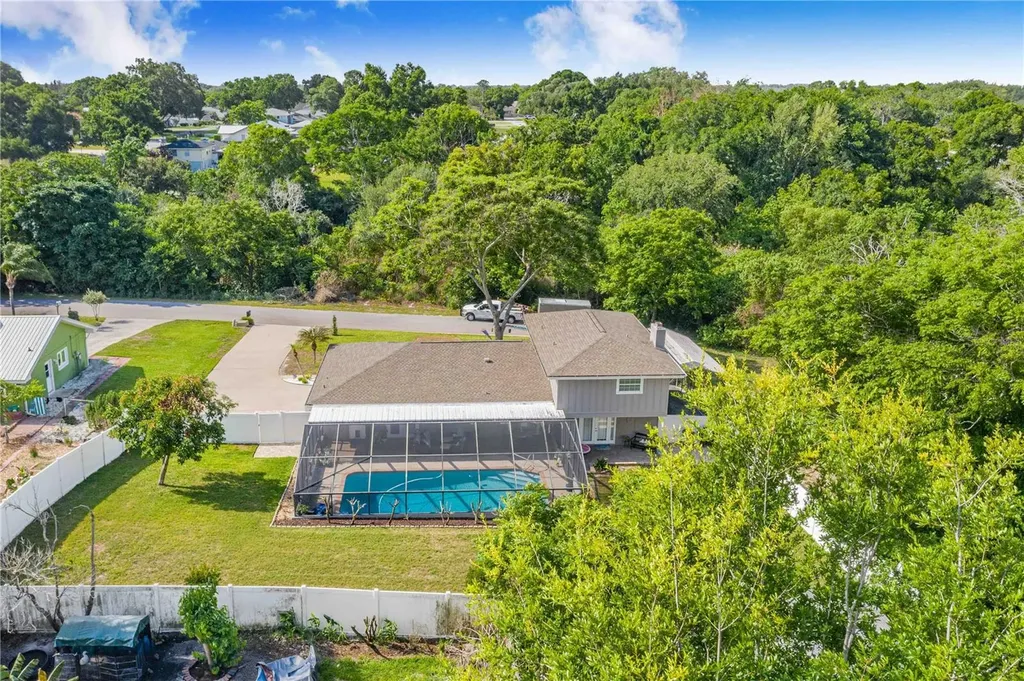 20 Brevard Drive SE Winter Haven FL 33884