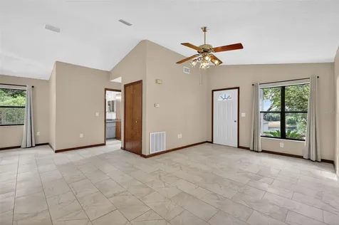 40248 Orange Circle Lady Lake FL 32159