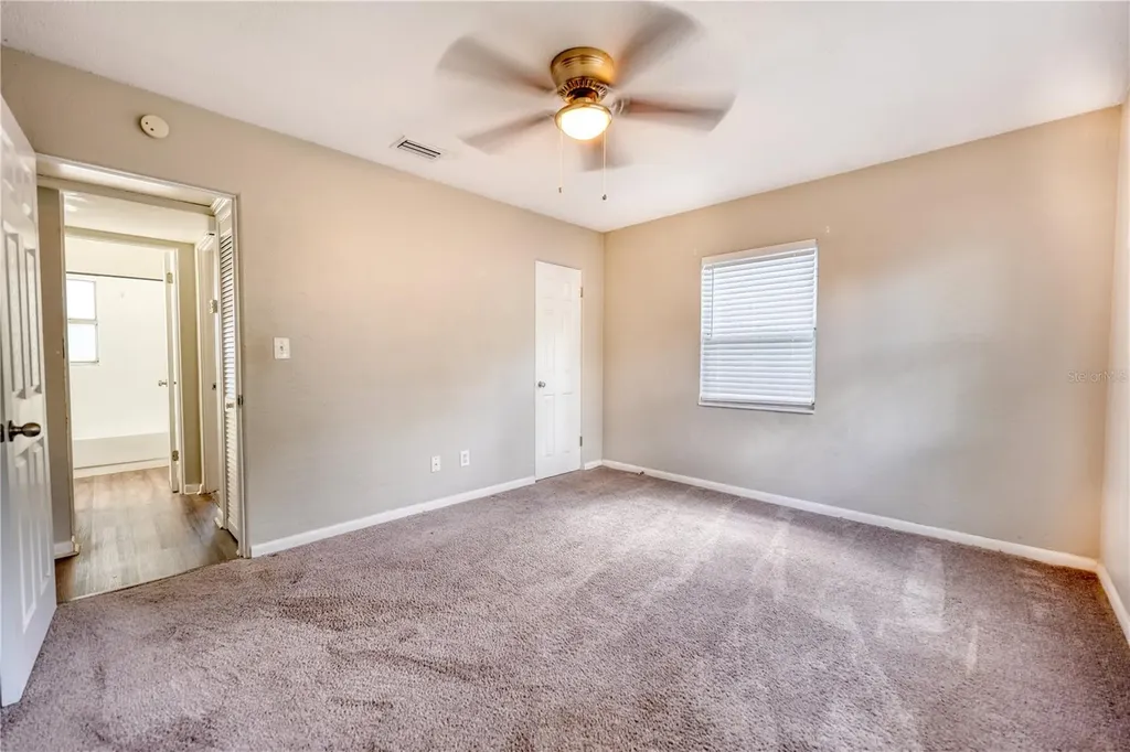 8086 28th Avenue N St Petersburg FL 33710