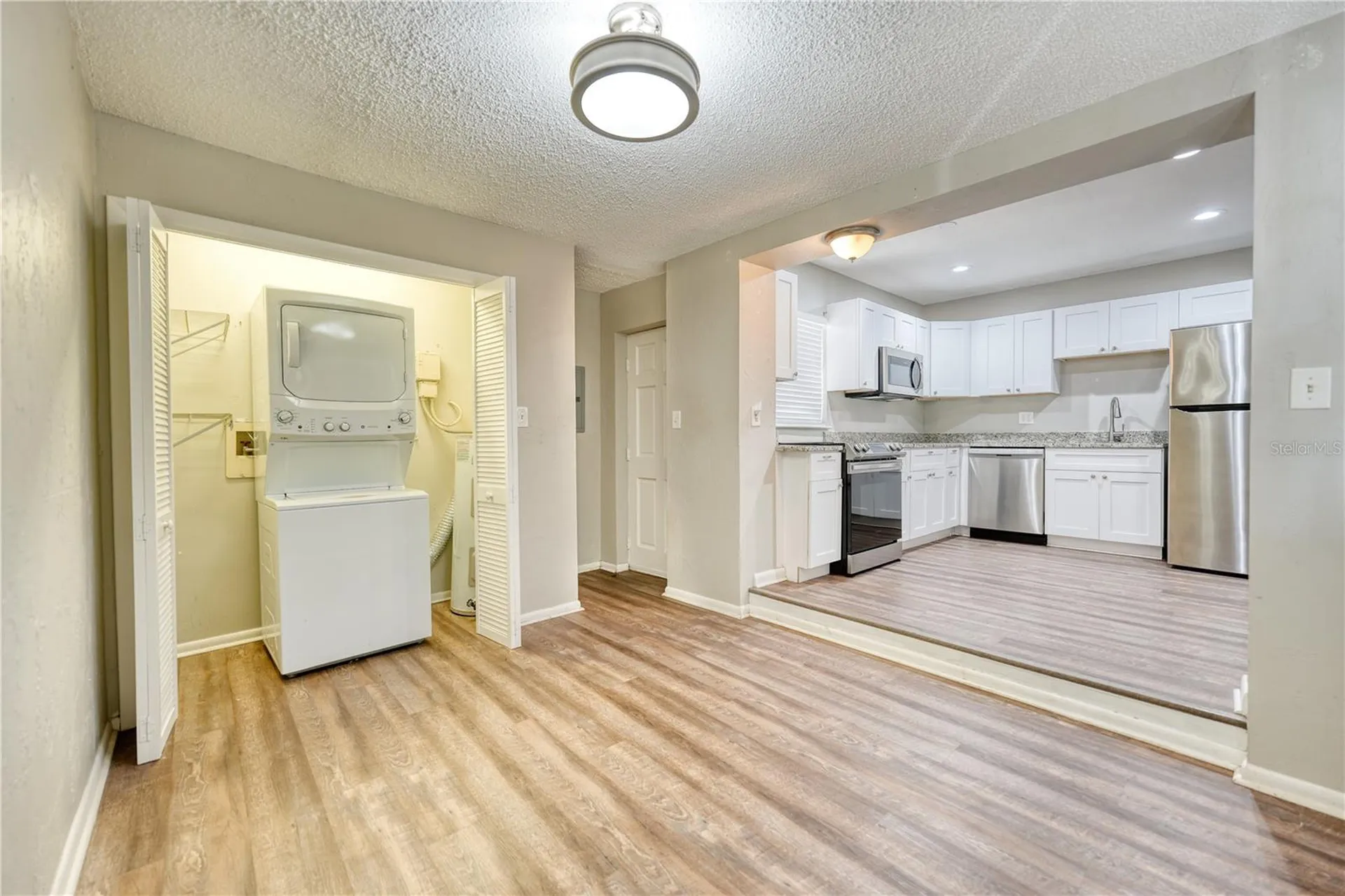8086 28th Avenue N St Petersburg FL 33710