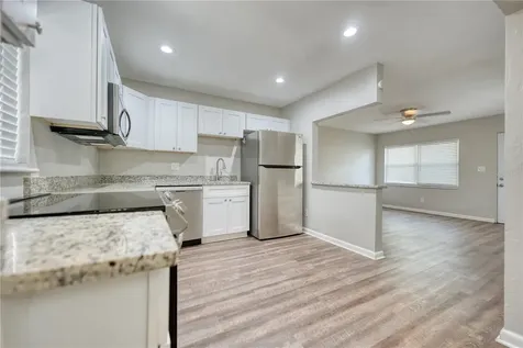 8086 28th Avenue N St Petersburg FL 33710