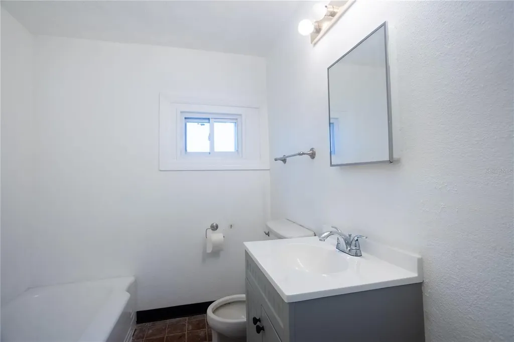 115 N 10th Street Haines City FL 33844