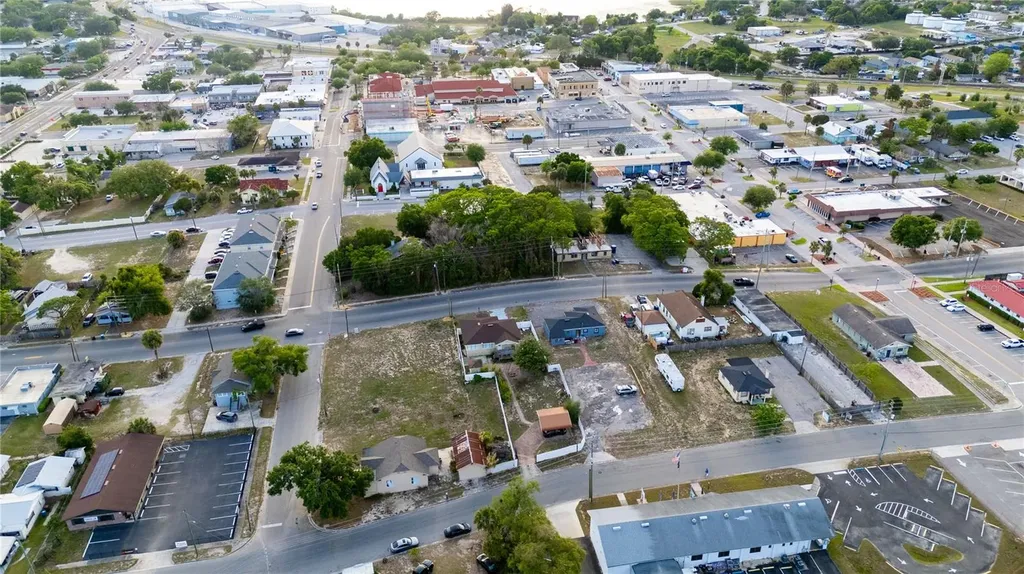 115 N 10th Street Haines City FL 33844