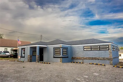 115 N 10th Street Haines City FL 33844