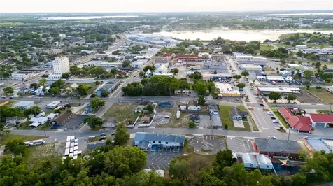 115 N 10th Street Haines City FL 33844