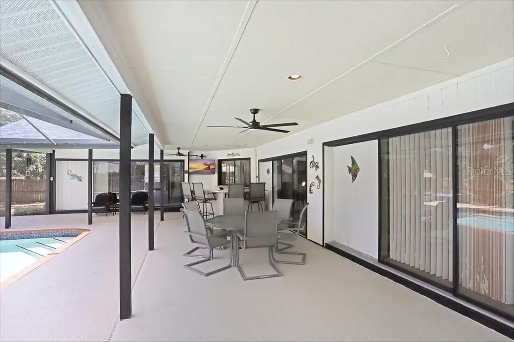 507 Sportsman Park Drive Seffner FL 33584