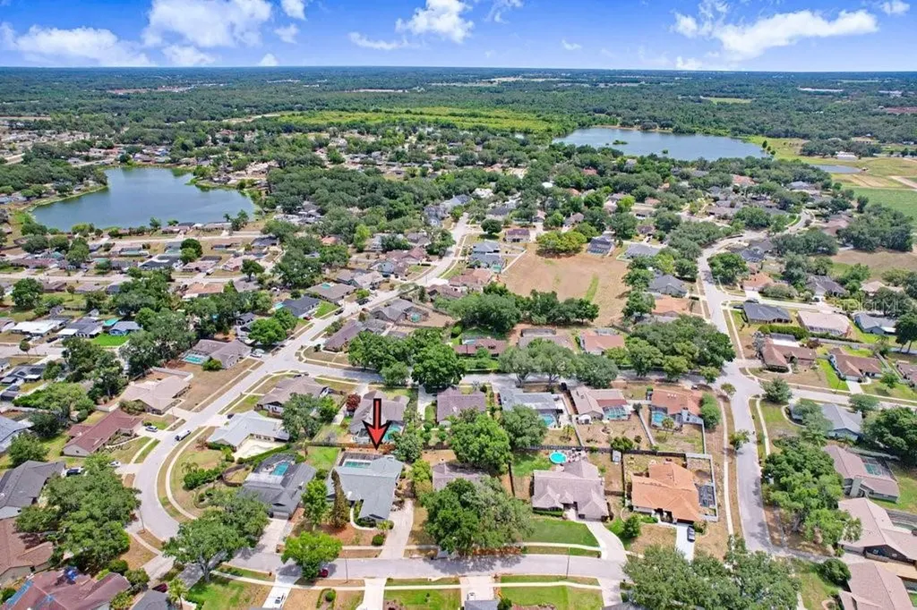 507 Sportsman Park Drive Seffner FL 33584
