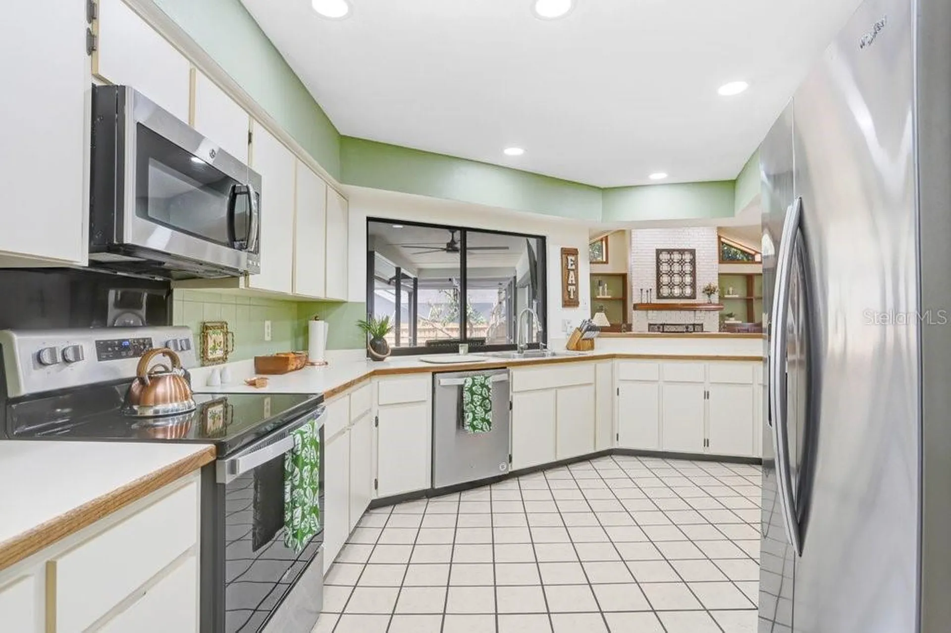 507 Sportsman Park Drive Seffner FL 33584