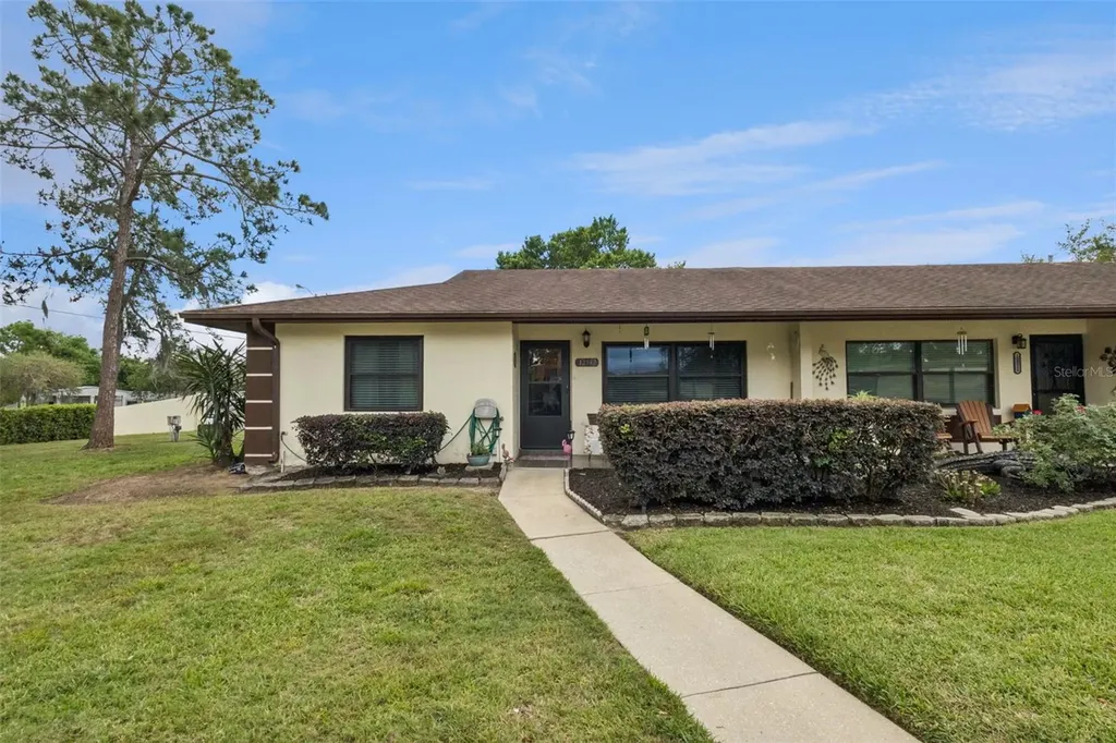 12532 Orangewood Court Tavares FL 32778