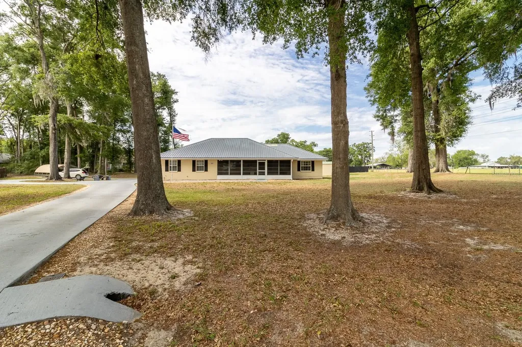 300 SW Brighton Court Fort White FL 32038
