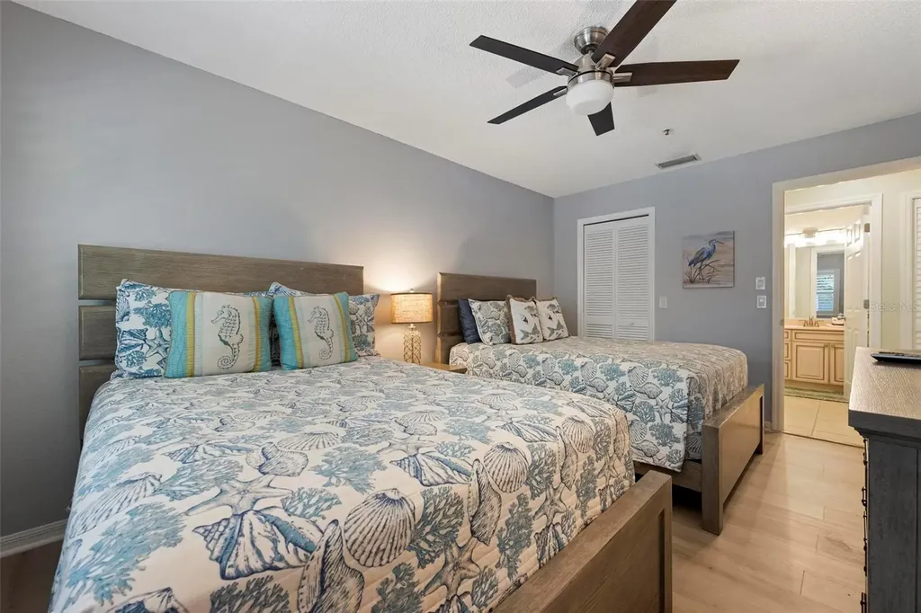 1269 Siesta Bayside Drive Sarasota FL 34242