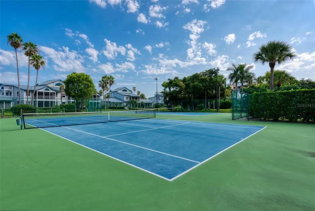 1269 Siesta Bayside Drive Sarasota FL 34242