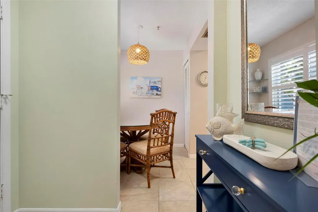 1269 Siesta Bayside Drive Sarasota FL 34242