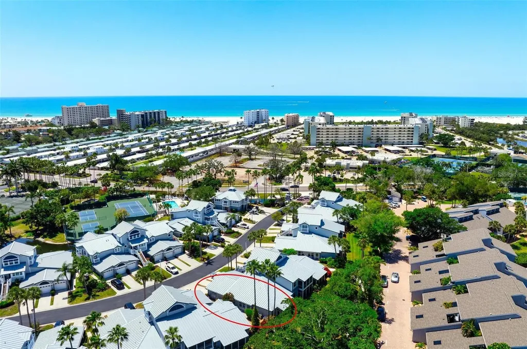 1269 Siesta Bayside Drive Sarasota FL 34242