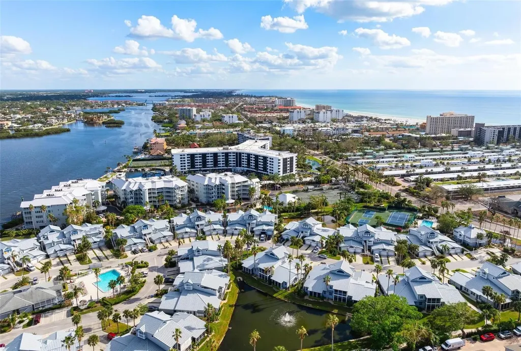 1269 Siesta Bayside Drive Sarasota FL 34242