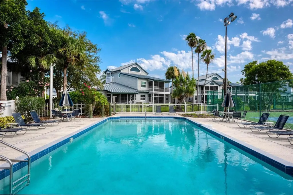 1269 Siesta Bayside Drive Sarasota FL 34242