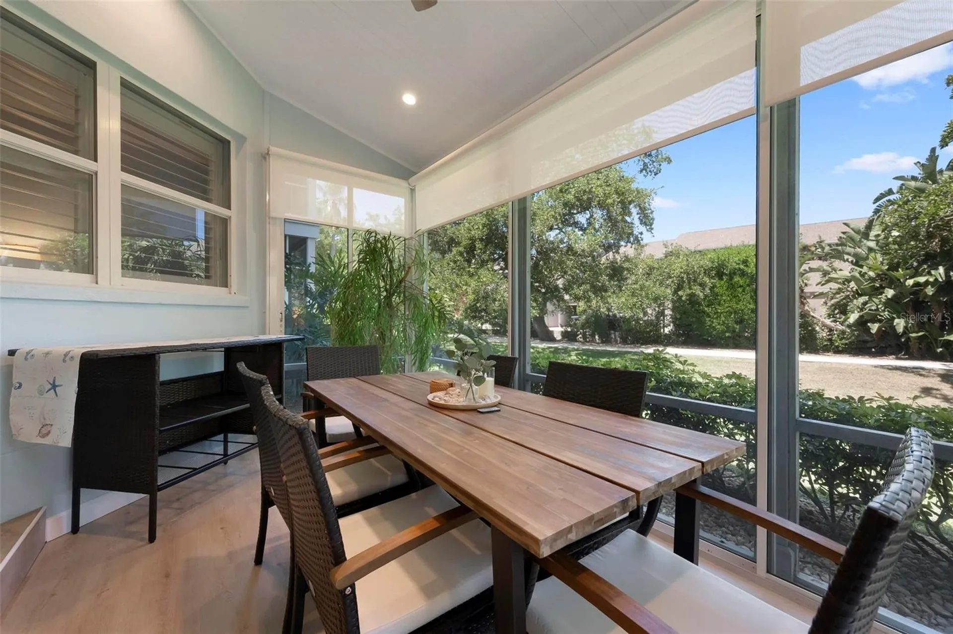 1269 Siesta Bayside Drive Sarasota FL 34242