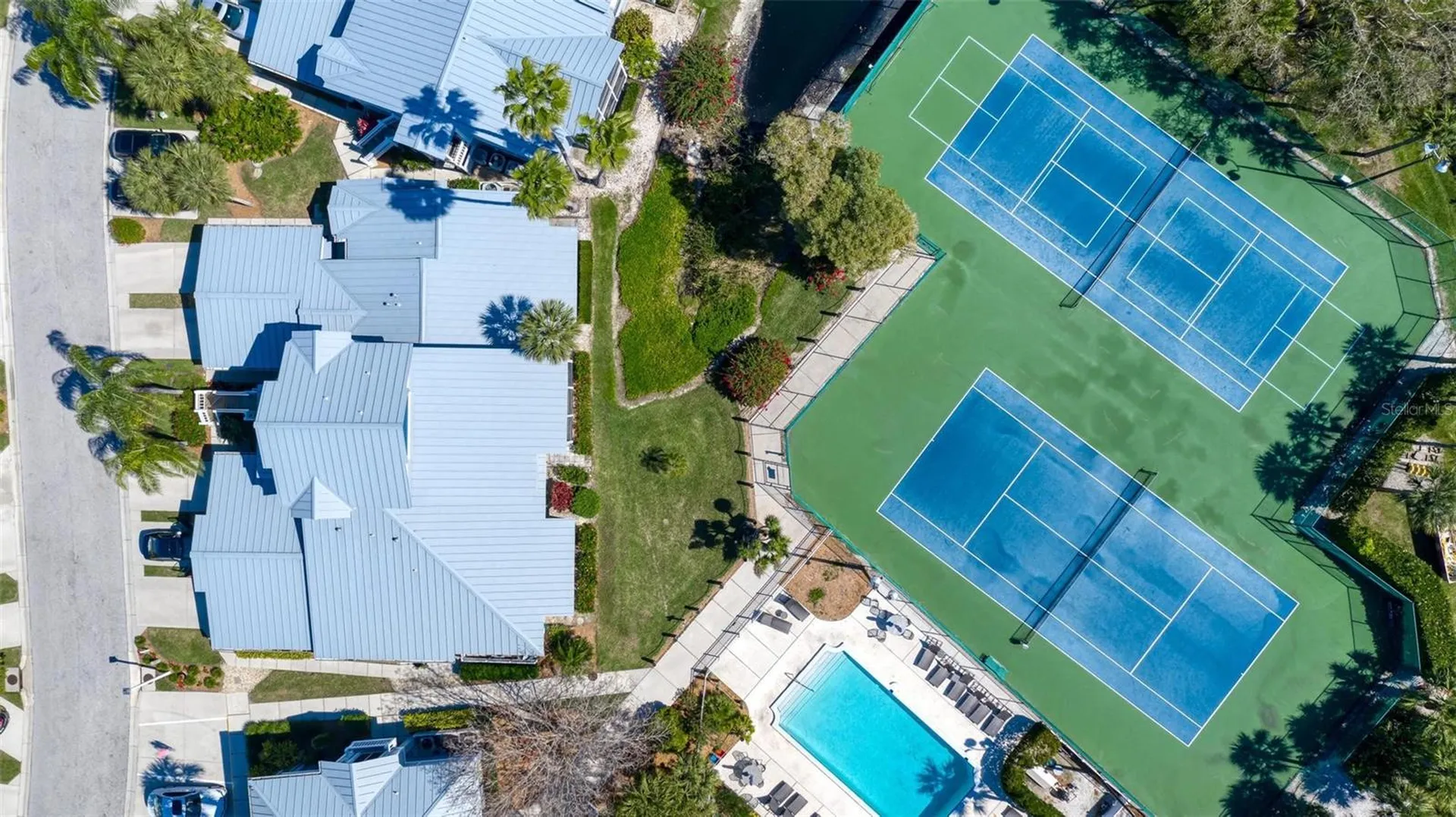 1269 Siesta Bayside Drive Sarasota FL 34242
