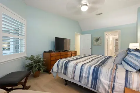 1269 Siesta Bayside Drive Sarasota FL 34242