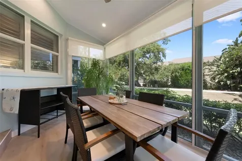 1269 Siesta Bayside Drive Sarasota FL 34242