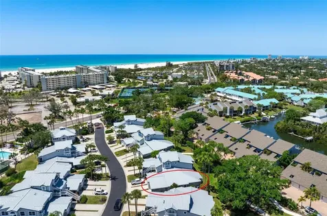 1269 Siesta Bayside Drive Sarasota FL 34242