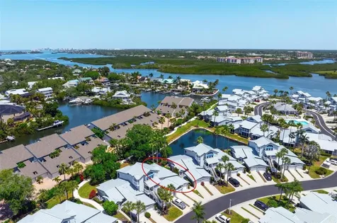1269 Siesta Bayside Drive Sarasota FL 34242