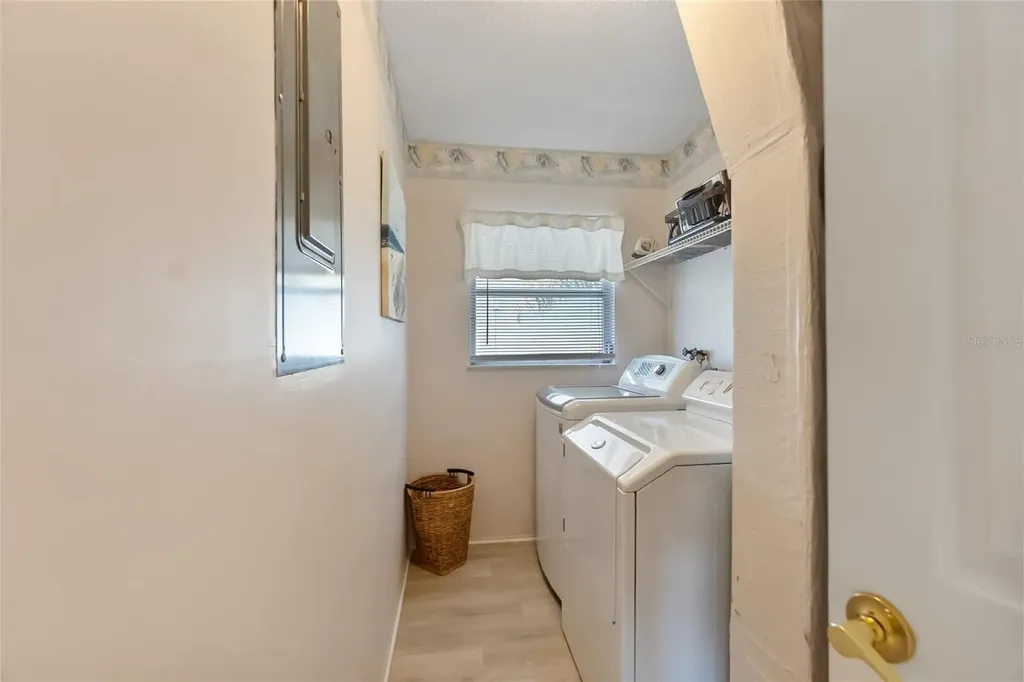 2905 Avenue C Holmes Beach FL 34217