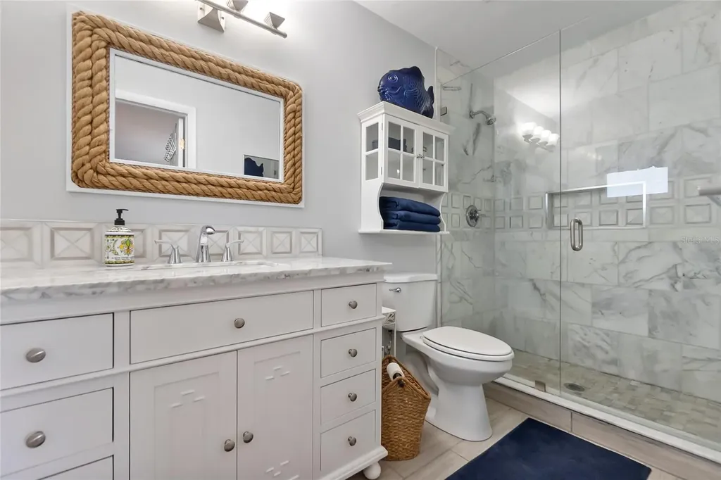 2905 Avenue C Holmes Beach FL 34217