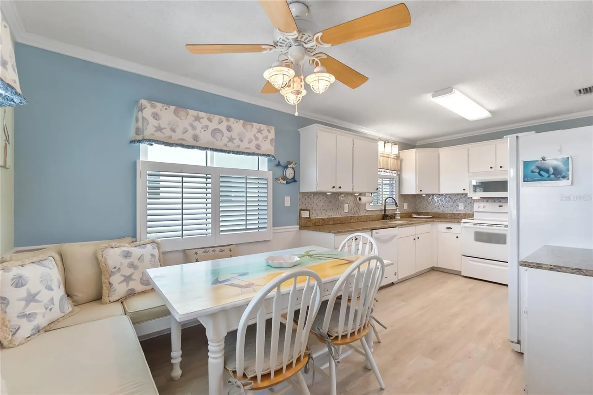 2905 Avenue C Holmes Beach FL 34217