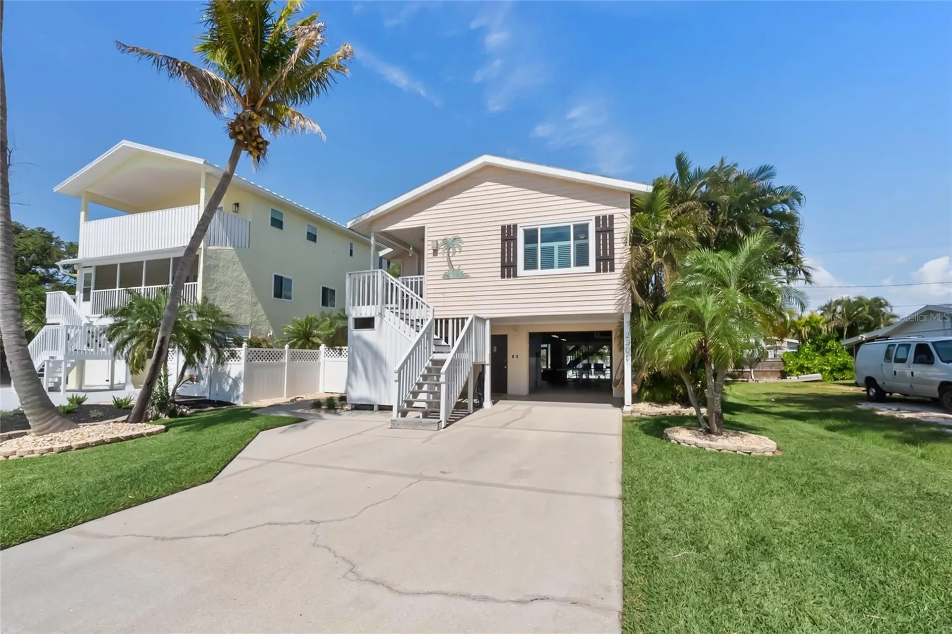 2905 Avenue C Holmes Beach FL 34217