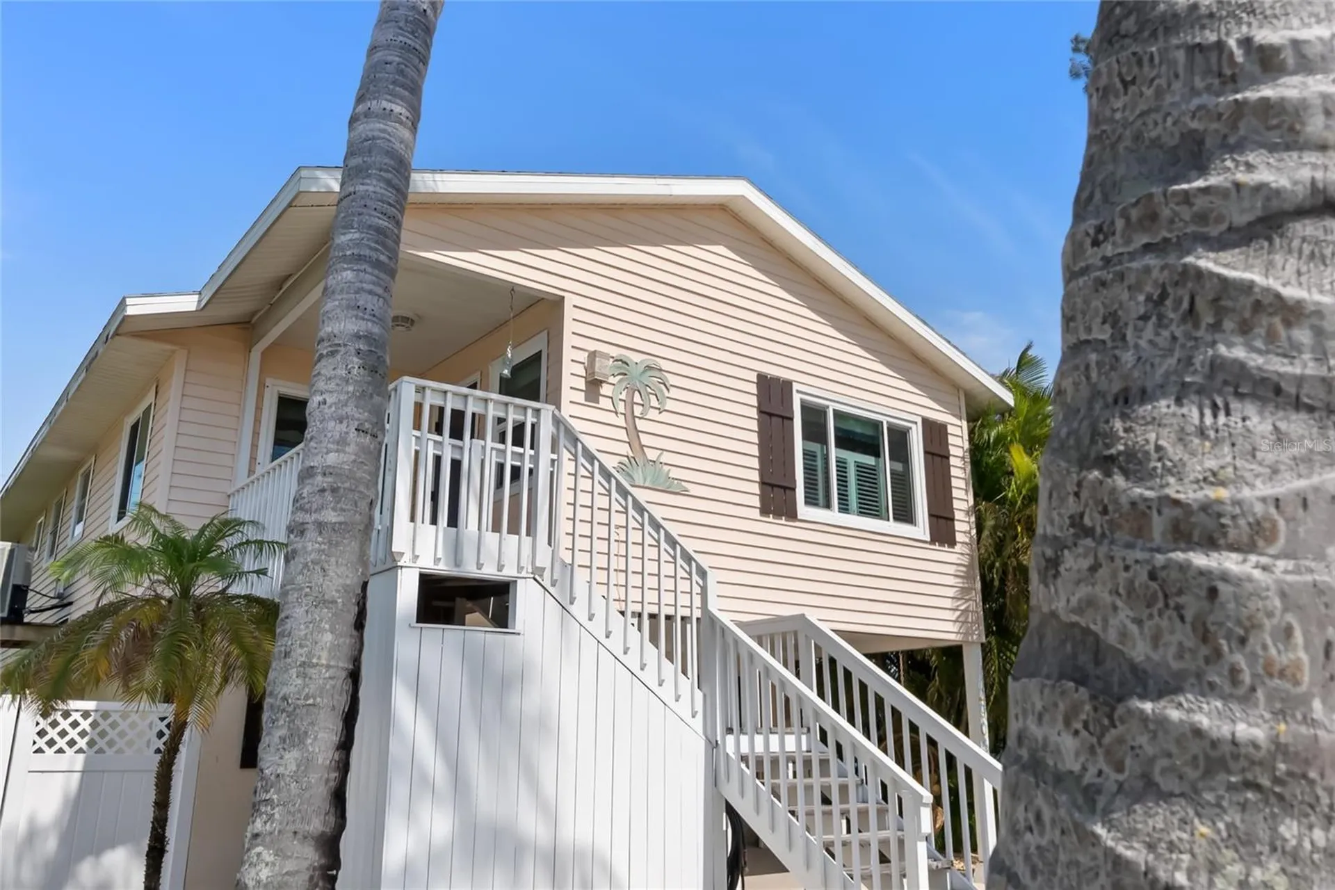2905 Avenue C Holmes Beach FL 34217