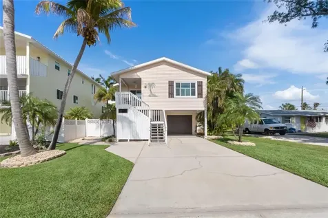 2905 Avenue C Holmes Beach FL 34217
