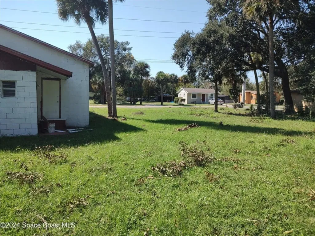 929 S Deleon Avenue Titusville FL 32780