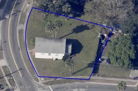 929 S Deleon Avenue Titusville FL 32780