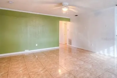 1 S Aurora Drive Apopka FL 32703