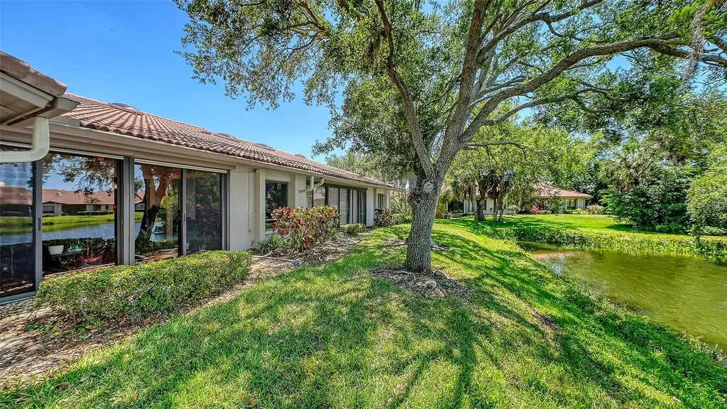 6048 Wilshire Boulevard Sarasota FL 34238