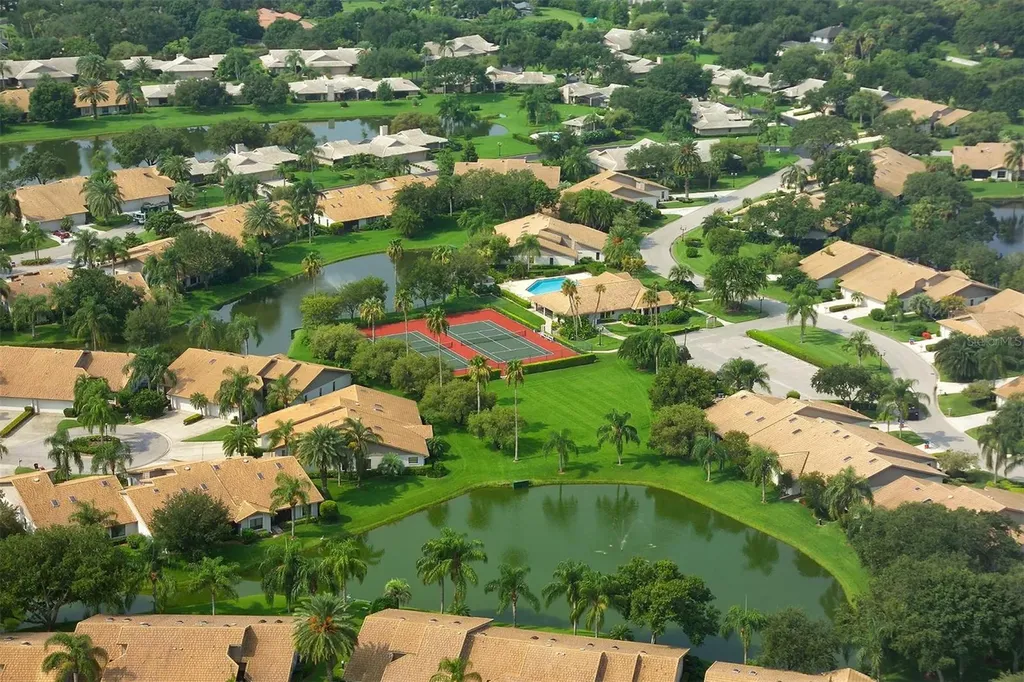 6048 Wilshire Boulevard Sarasota FL 34238