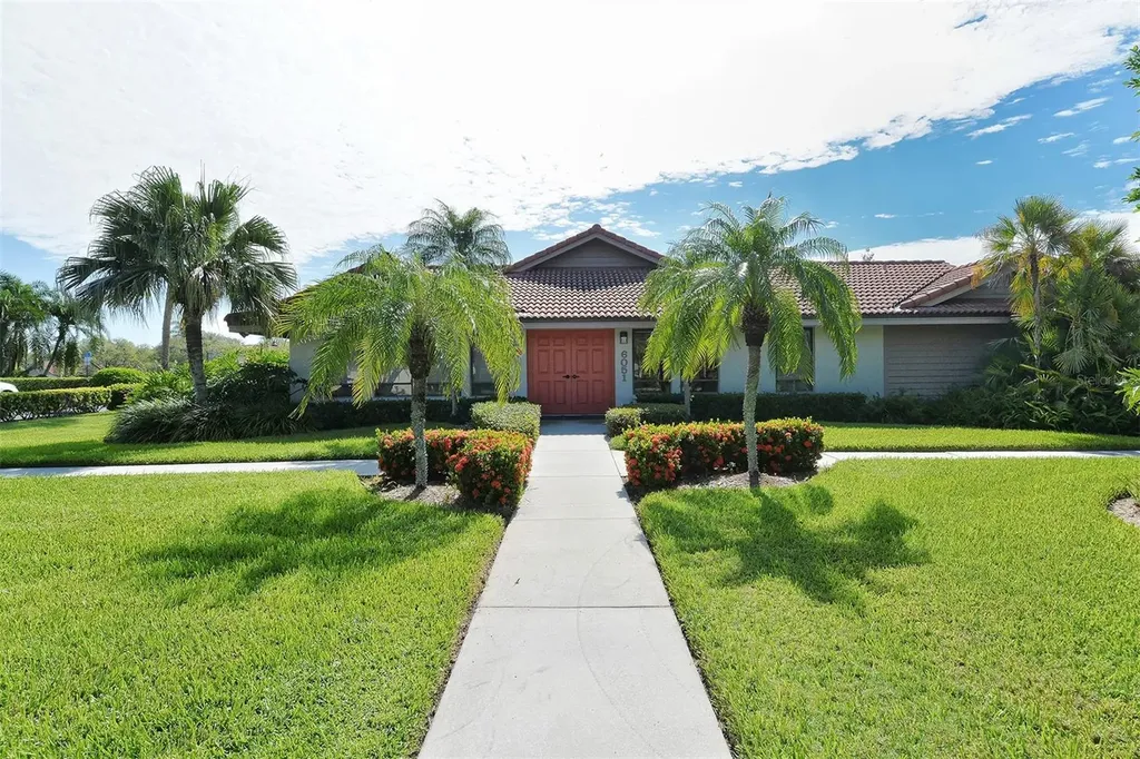 6048 Wilshire Boulevard Sarasota FL 34238