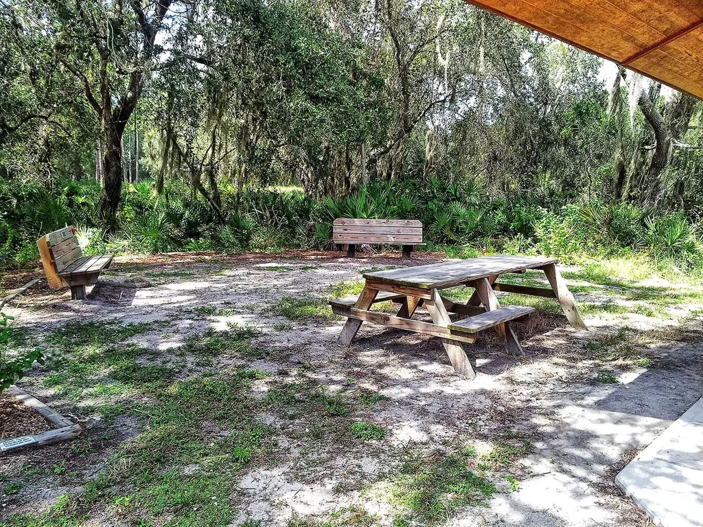 6048 Wilshire Boulevard Sarasota FL 34238