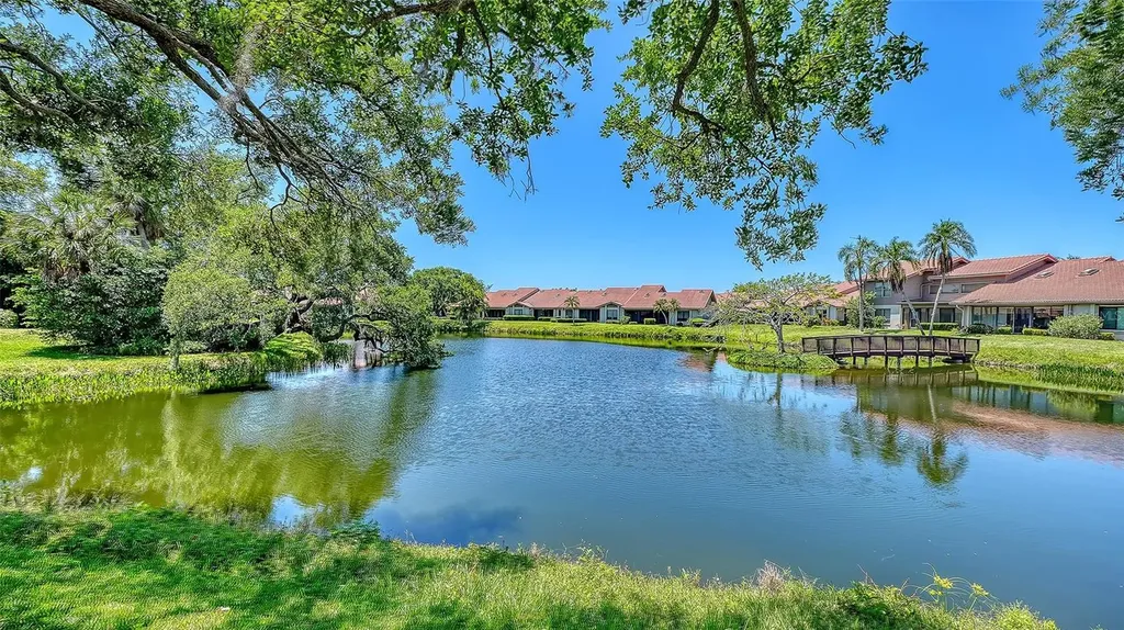 6048 Wilshire Boulevard Sarasota FL 34238