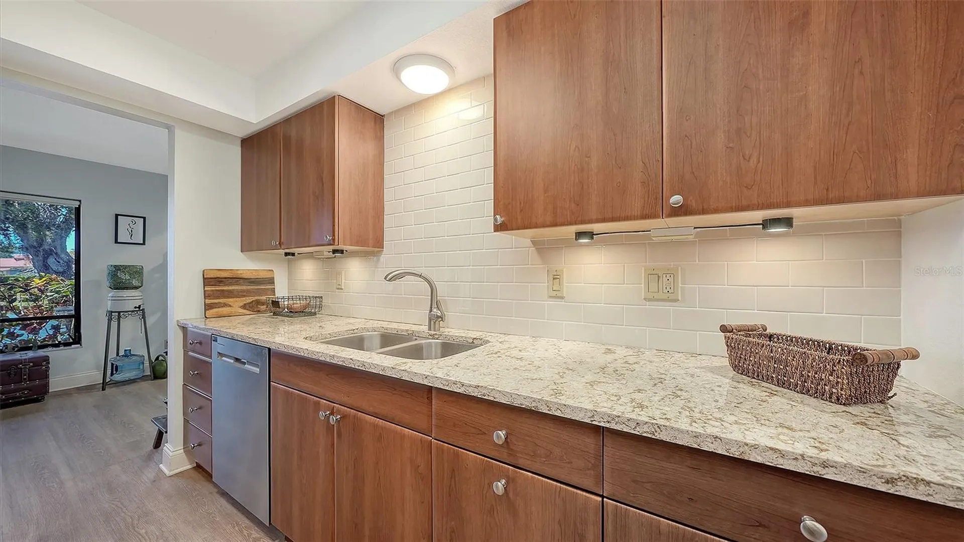 6048 Wilshire Boulevard Sarasota FL 34238