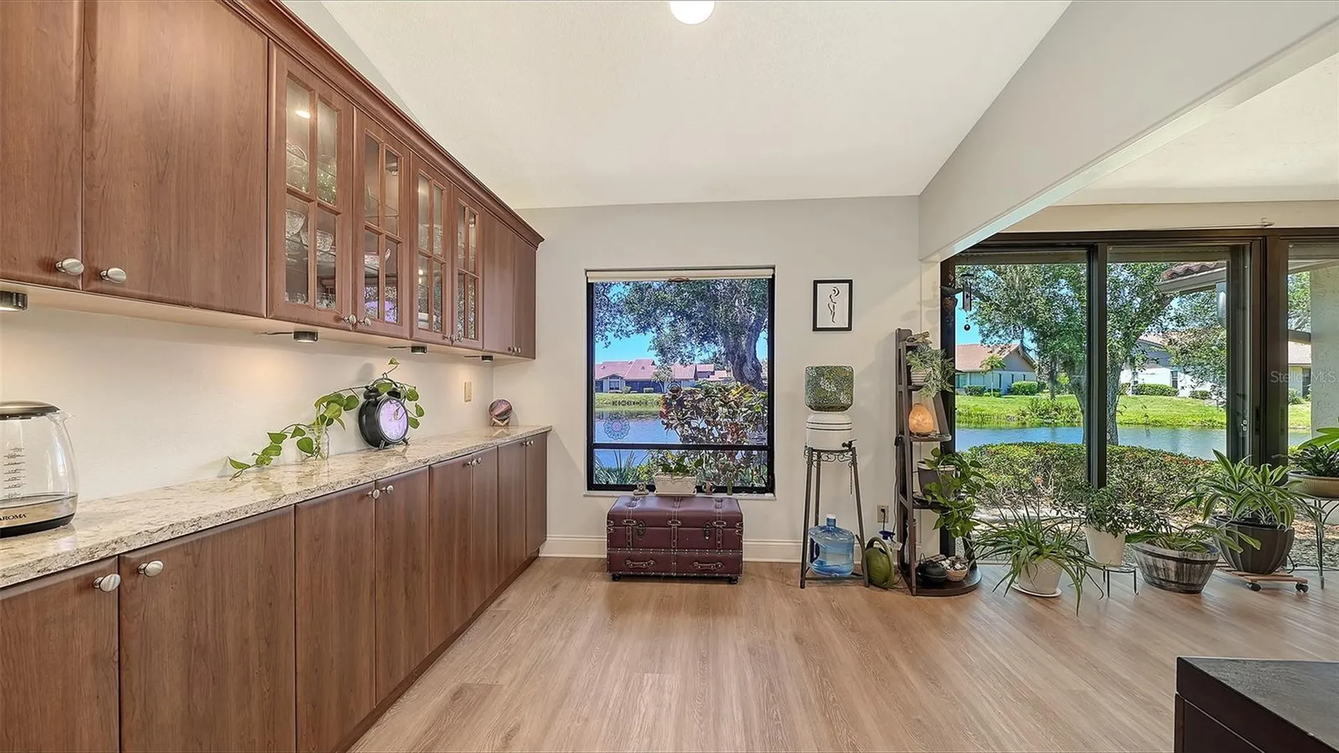 6048 Wilshire Boulevard Sarasota FL 34238