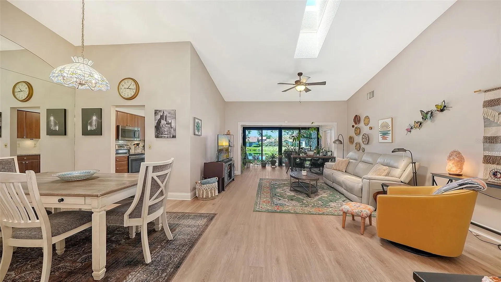 6048 Wilshire Boulevard Sarasota FL 34238