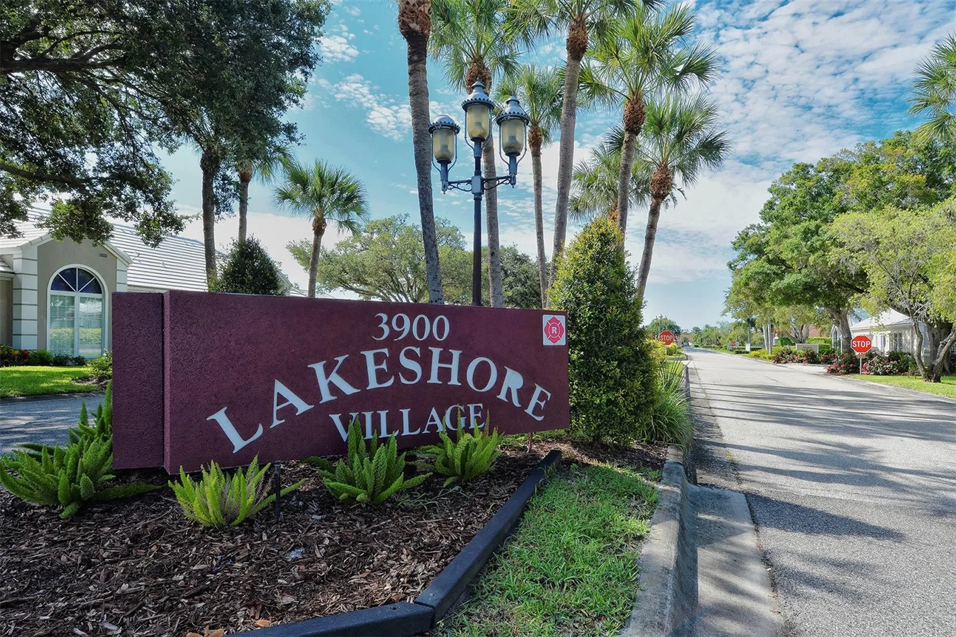 6048 Wilshire Boulevard Sarasota FL 34238