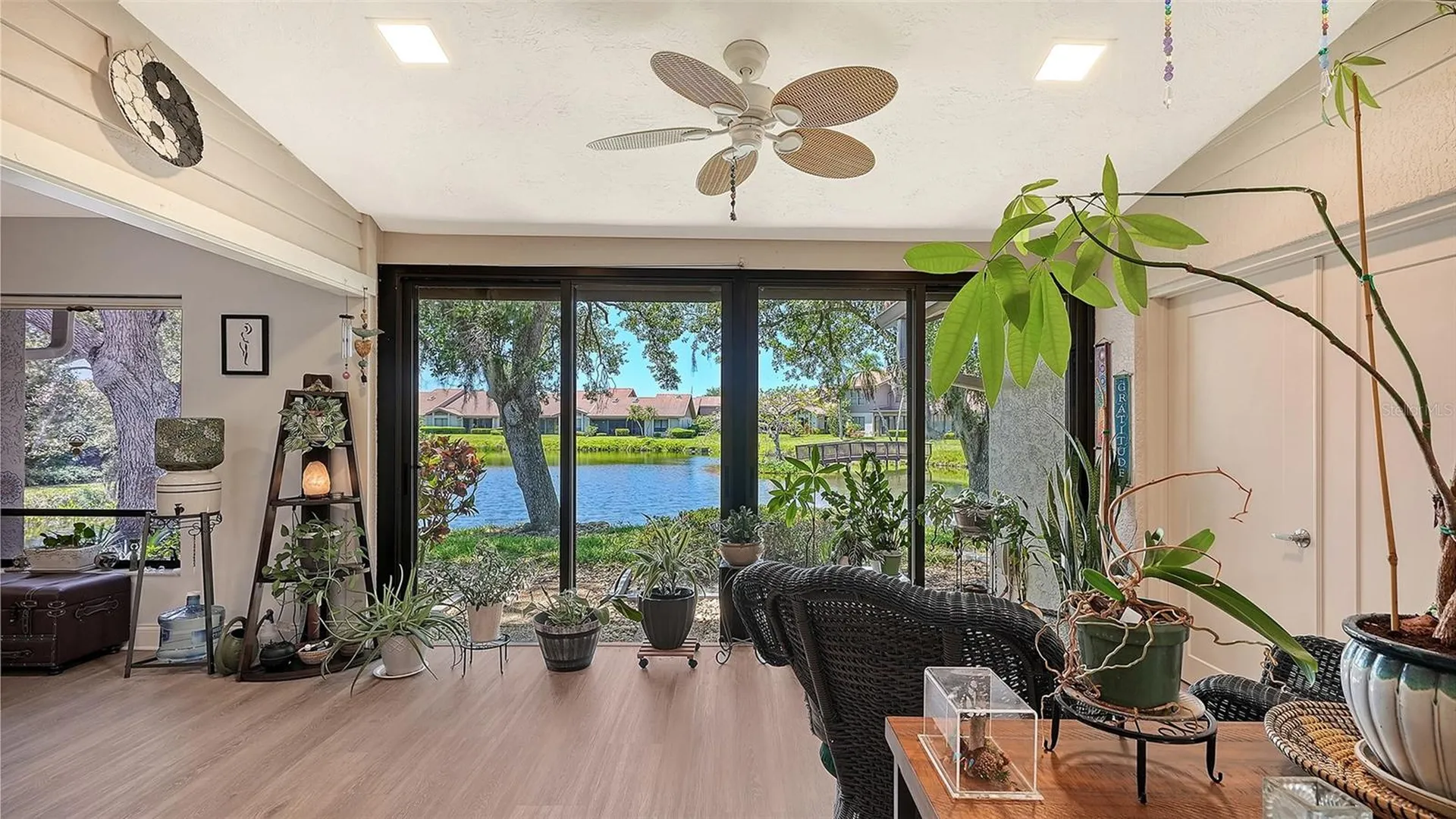 6048 Wilshire Boulevard Sarasota FL 34238