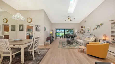 6048 Wilshire Boulevard Sarasota FL 34238