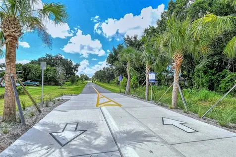 6048 Wilshire Boulevard Sarasota FL 34238